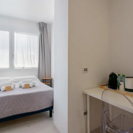 Lumiere - Eja Sardinia ゲストハウス 3*