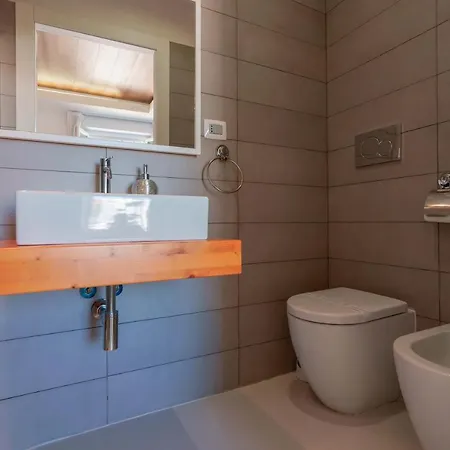 Lumiere - Eja Sardinia ゲストハウス