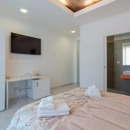 Lumiere - Eja Sardinia Guest house *
